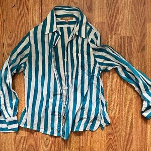 Ellen Tracy Blue and white striped light weight shirt